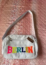 Tracolla donna borsa bianca vernice BERLIN berlino colorata scritta