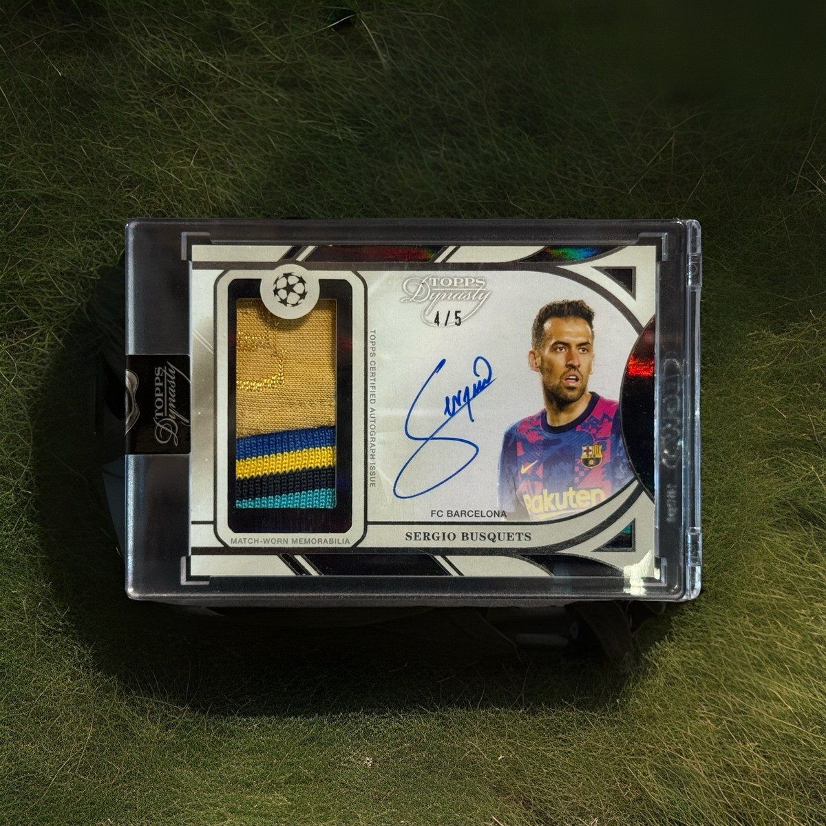 2024-25 Topps Dynasty Barcelona Sergio Busquets On Card Auto Match