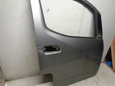 Porte avant et accessoires Nissan NV200
