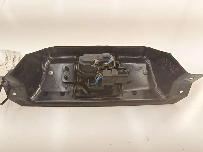 Chevrolet Equinox 2007-2016 puerta levadiza bloqueo pestillo actuador con moldura OEM Foto 3 de 4