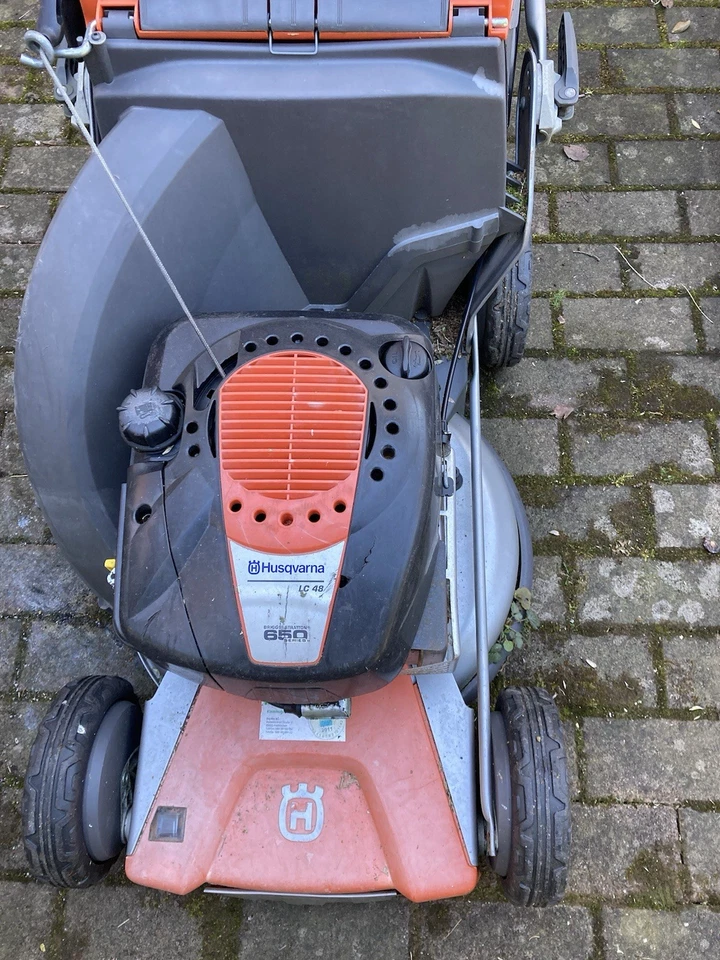 Husqvarna LC 48 Benzin Rasenmäher