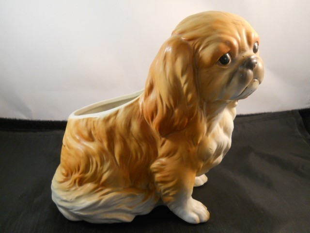 VINTAGE WHITE & BROWN PORCELAIN PEKINGESE DOG PLANTER
