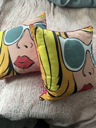 Kas Home Collection Throw Pillows (set of 2) - Picture 2 of 4