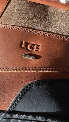 UGG Men display picture 1