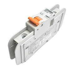 Phoenix Contact Single Thermomagnetic Circuit Breaker 120V 1 Pole TMC 81C 02A