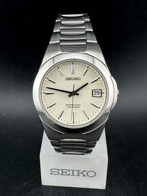 Seiko Men's Perpetual Calendar Cream Dial Date 37mm Quartz Watch 8F32-0130