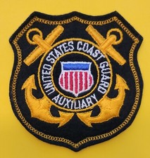 UNITED STATES COAST GUARD AUXILIARY VINTAGE FELT BADGE PATCH (NEW OLD STOCK)