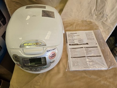 Zojirushi NS-ZCC10 5.5 Cup Fuzzy Rice Cooker - White - Used - Picture 6 of 7
