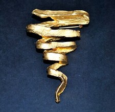 Broche moderniste "tornade" en bronze à la cire perdue