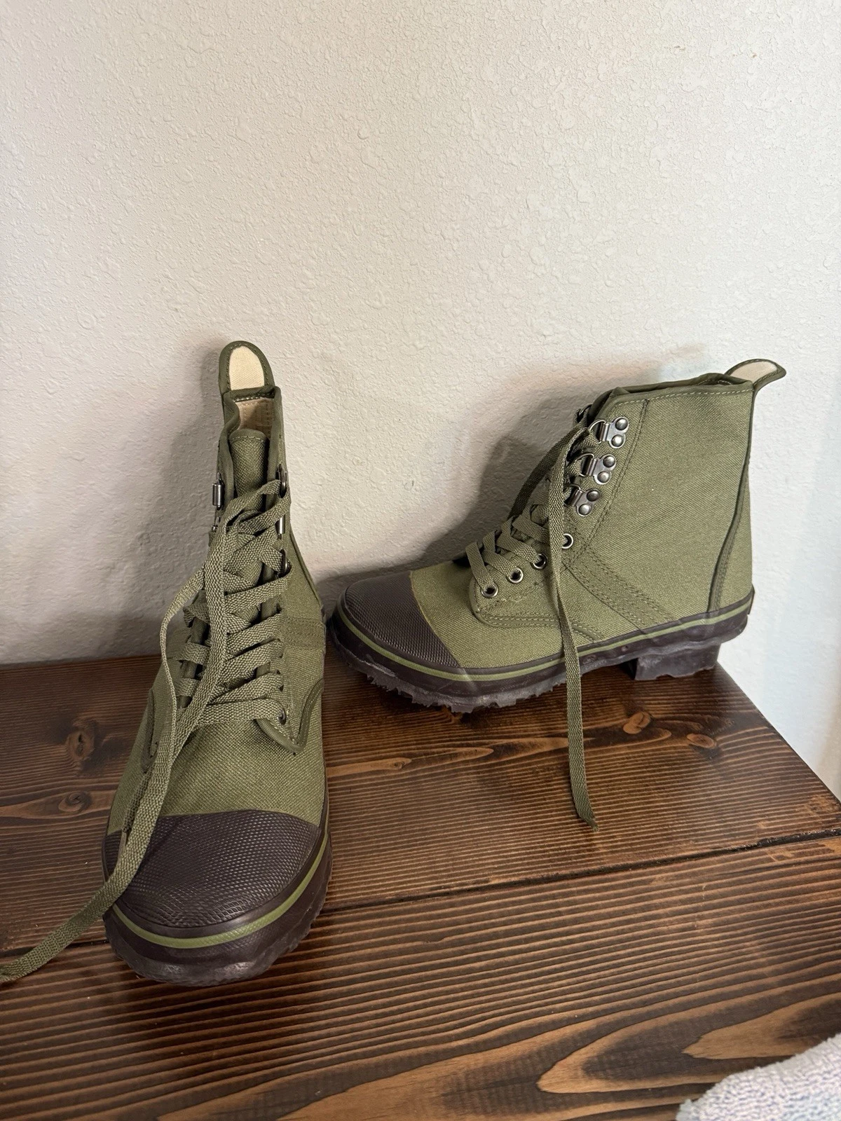 CABELA'S 'Cordura Lug Wade' Green Canvas Hiking Fishing Ankle Boots Men's Sz. 7M