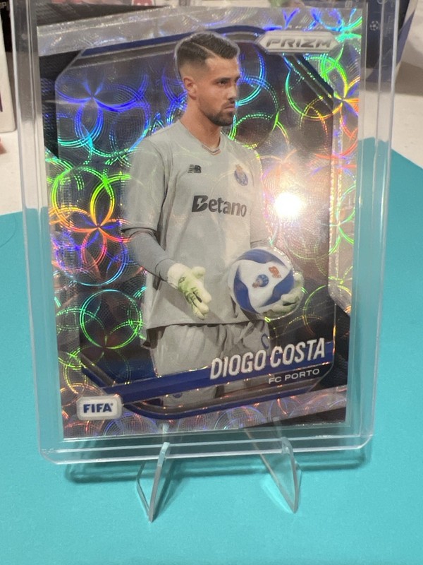 2025-26 Panini Prizm FIFA Diogo Costa Choice Prizm #262 FC Porto Portugal