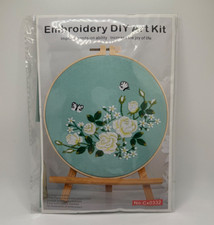 EMBROIDERY DIY ART KIT NO.Cx0332 WHITE ROSE FLOWER BLUE BACKGROUND NEW