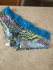 Womens Victoria's Secret Hiphugger Panties Size L NEW NWT Style 10819370 2010