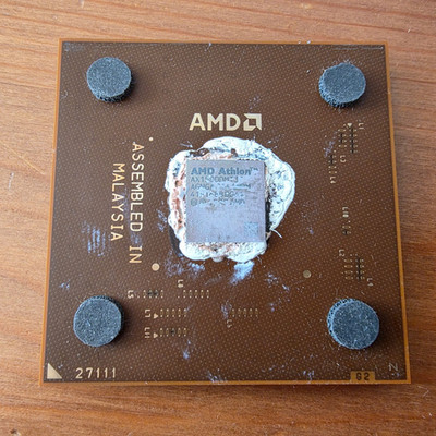 Athlon XP 1500+ - 462 - FSB 266 - 1333 Mhz - AX1500DMT3C - Palomino