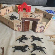 Zorro Play Set Vintage 1950s Marx Walt Disney with box