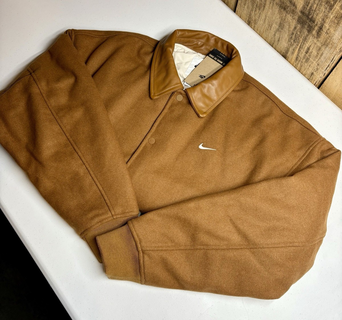 ナイキ　ワークジャケット　L Nike Men's Solo Swoosh Wool Varsity Jacket Light British Tan Sz