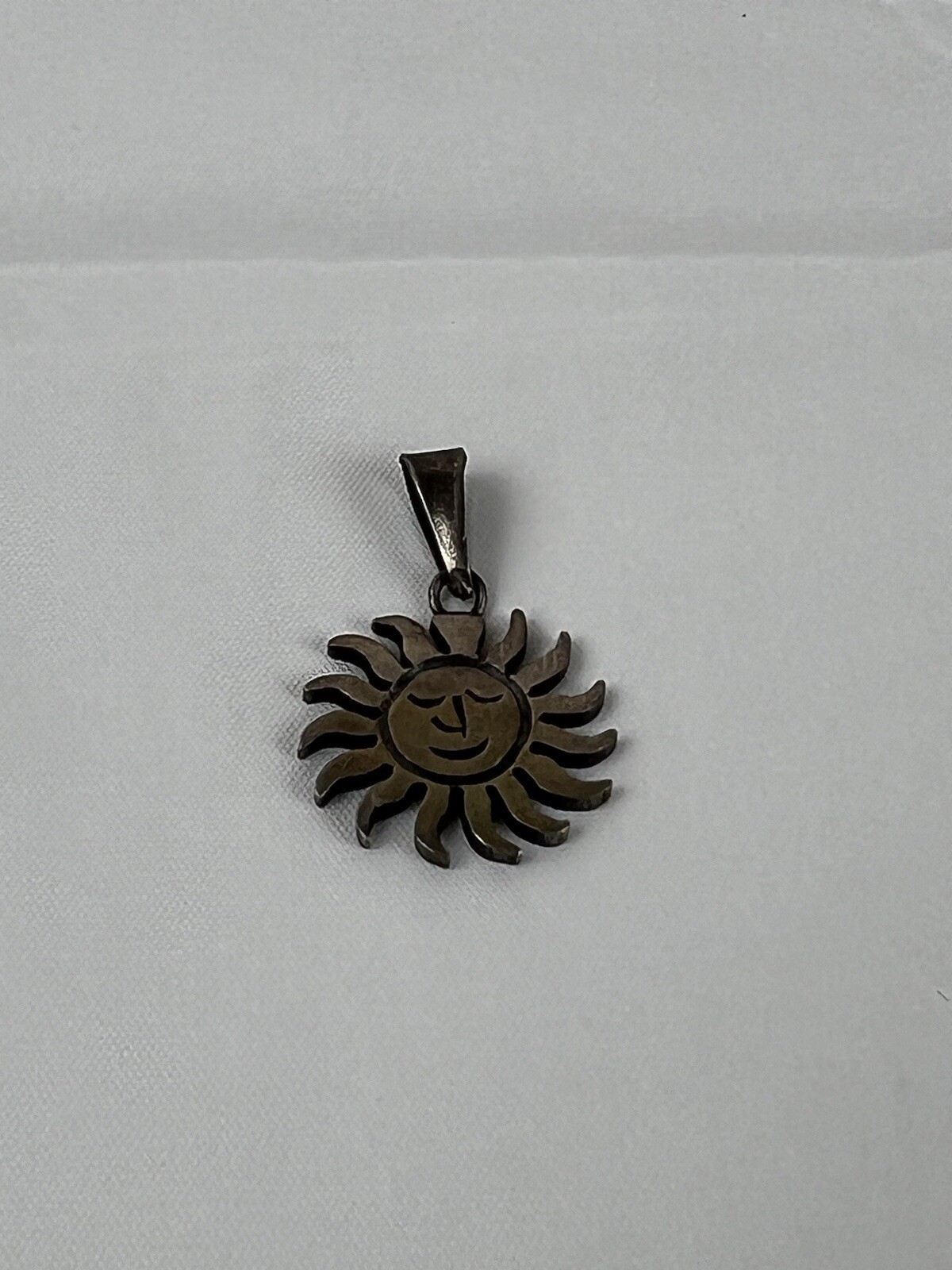 Signed Solid 925 Sterling Silver Smiley Face Sun … - image 2