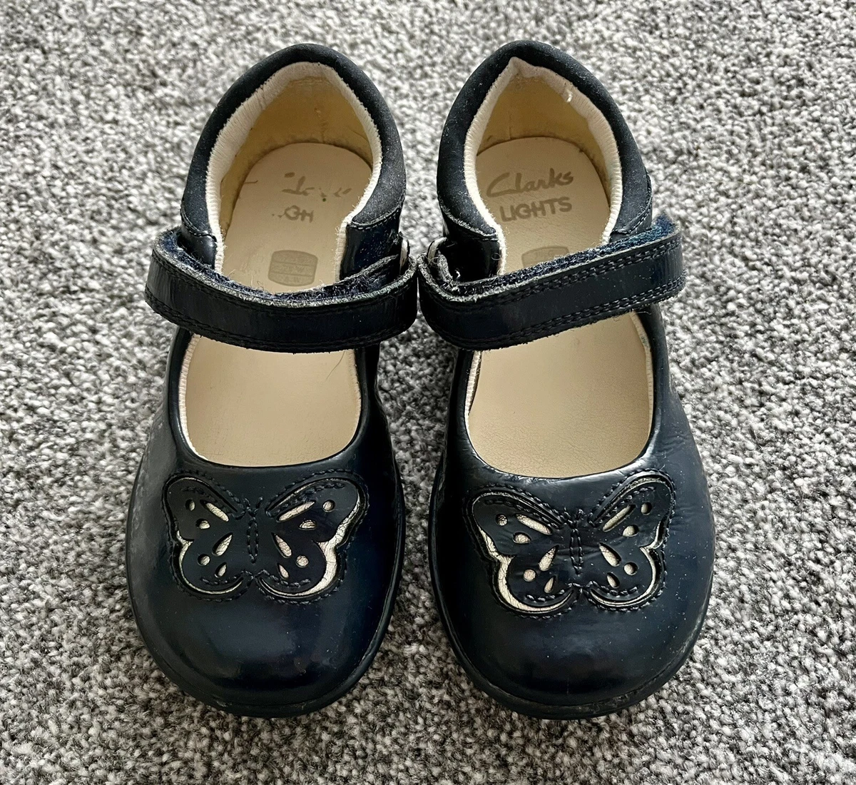 Clarks light up trainers deals