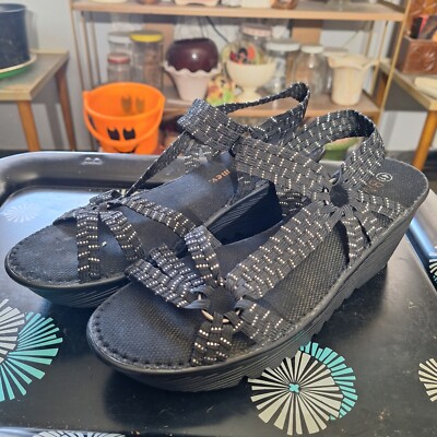 BM bernie Women's Black Wedge Sandals With Woven Upper