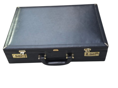 π Vintage Cadrelli Leather Briefcase with Lock β Executive Style! - Foto 2 di 8