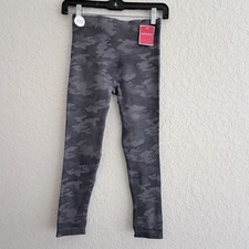 New Spanx Women  s Seamless Cropped Length Green Camouflage Yoga Leggings S
