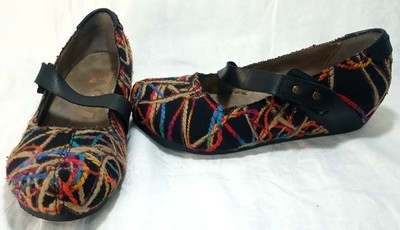 OTBT Clogs Mary Jane Women's 9M Comfort Shoes Salem Colored Yarn Hidden Wedge
