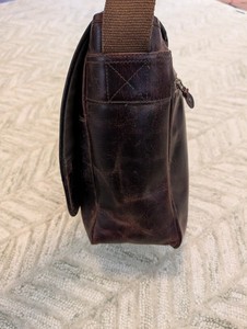 Zo Messenger Bag | eBay