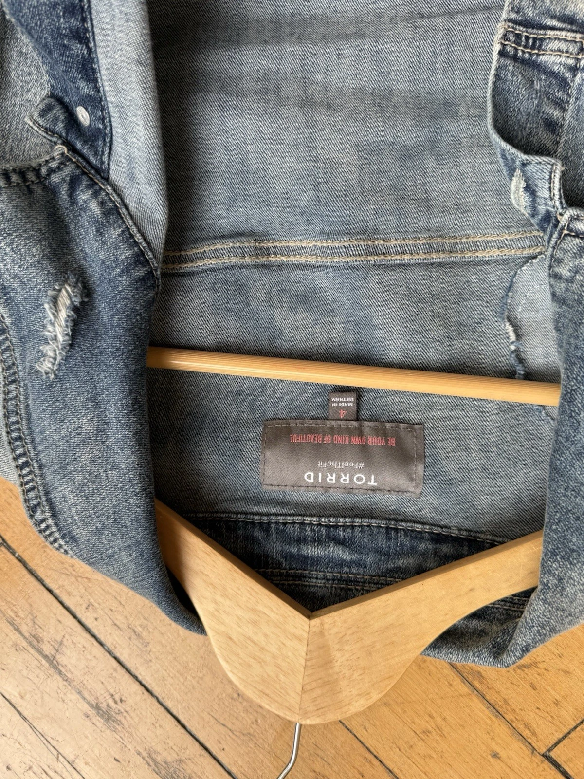 Torrid Blue Denim Jacket Big & Tall 3XL Button Front Pockets Short Length - product detail image 5