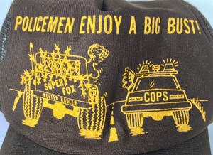 Vintage-034-Policemen-Enjoy-Big-Busts-034-Novelty-Trucker-Hat-Brown-Reefer-Burlesque