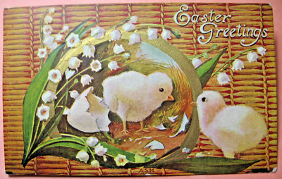 1910 ''Easter Greetings'' Postcard with Two Chicks & Lilies of the Valley