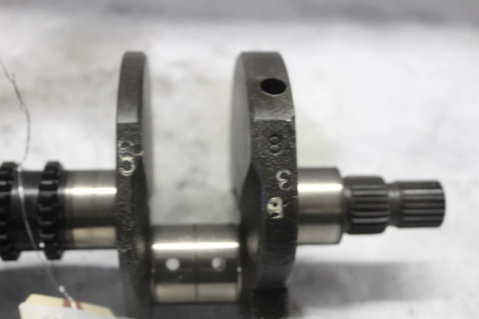 Cigüeñal 13300-MB0-040 1983 HONDA MAGNA VF750 Foto 4 de 4