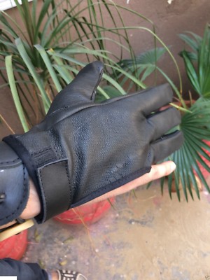 Fermeture Réglable Accessoire Archer Débutant Gant De Tir à L'Arc 4 Doigts - Main Droite - Cuir - Pour Hommes Gants Tir à L'arc Gant De Chasse 3 Doigts