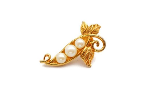 Vintage Avon Brooch Pin Gold Tone Faux Pearl Sweet Pea