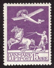 DENMARK 1926 SC #C2 F/VF MVLH* 15o Air Post cv $70.00  *Bay Stamps*