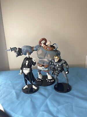 THE UMBRELLA ACADEMY 6 PIECE FIGURE SET | eBay THE UMBRELLA ACADEMY 6 PIECE FIGURE SET | eBay