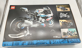 LEGO 42130 BMW M 1000 RR Sealed New MISB Technic Technic EOL Motorcycle 42056