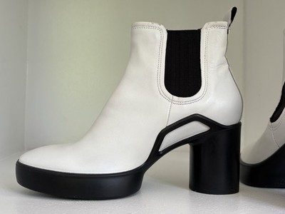 ECCO Shape Sculpted Motion 55 Chelsea Ankle White Platform Chunky Heel Boot US 7