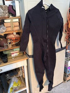 Women's 13-14 Sea Quest Wet Suit