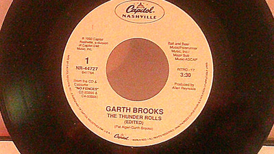 Garth Brooks,Capital,''The Thunder Rolls''US,7''45,1990 PROMO classic country hit,M