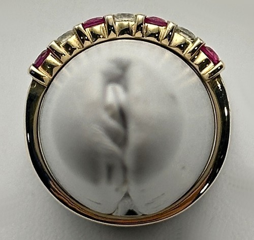 14k Gold Ring set with natural Rubies and Diamonds Size: 8 - Picture 4 of 9