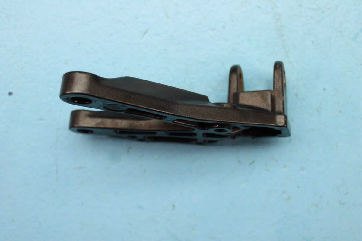 982 06-07 KAWASAKI NINJA ZX10R LEFT REARSET FOOTREST FOOT PEG REST