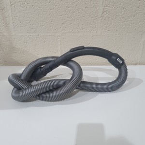 Grauer flexibler leichter Bodenstaubsaugerschlauch & Griff nur Montage