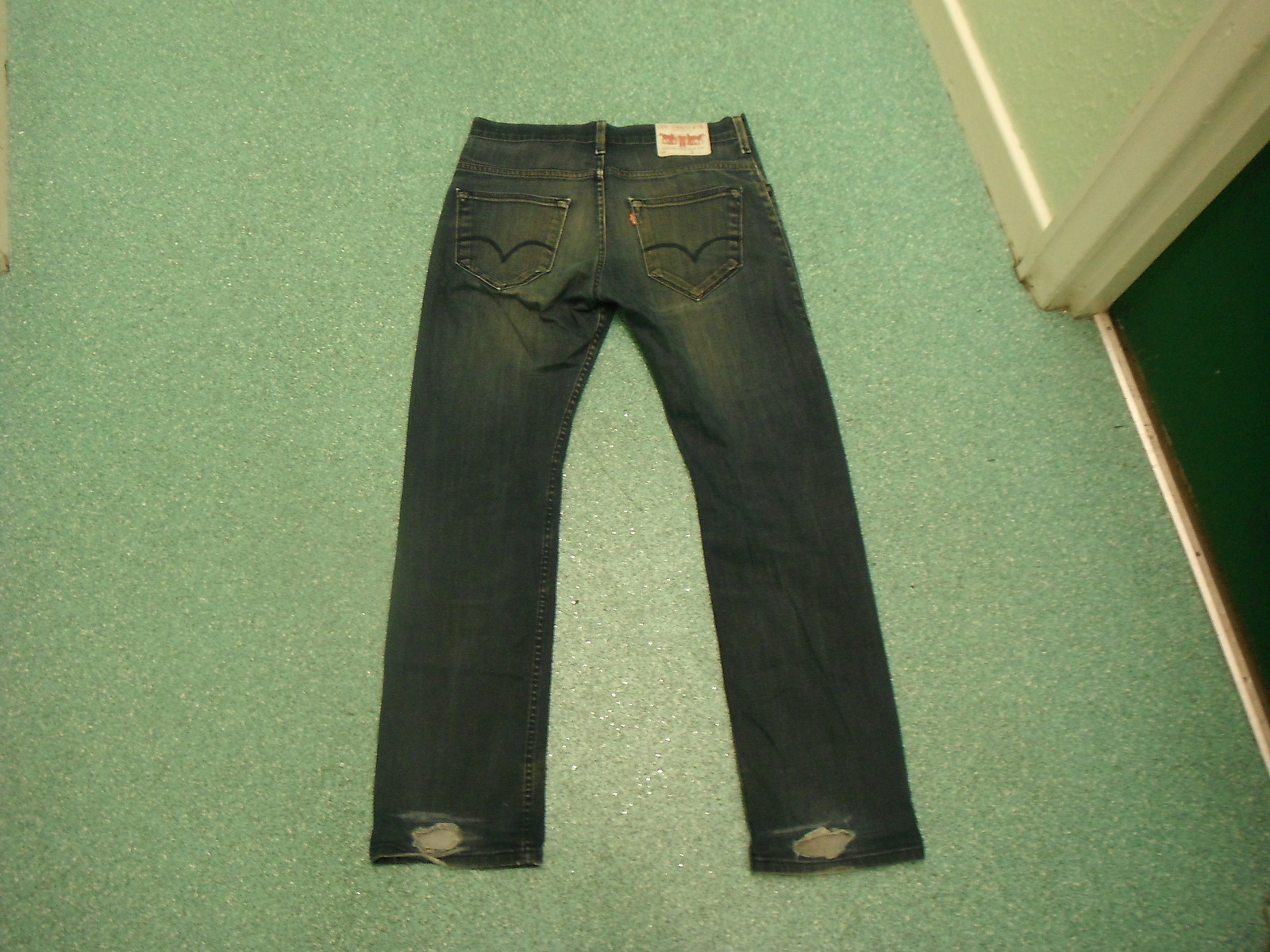 Picture 3 of 6