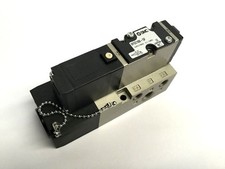 SMC VFS2100-5F-02N Pilot Operated Valve 5 Port