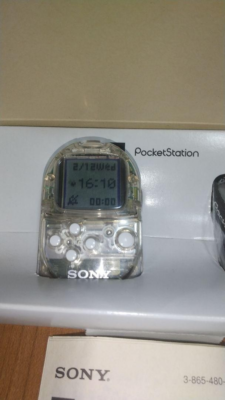 Sony PlayStation PocketStation White Crystal Clear SCPH 4000 Boxed