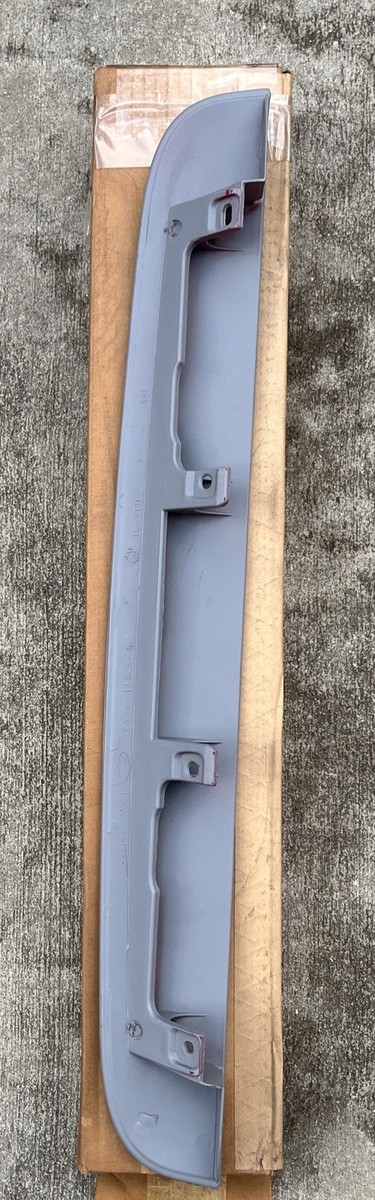 Ford OEM 95-97 Windstar License Plate Light Lamp-shield