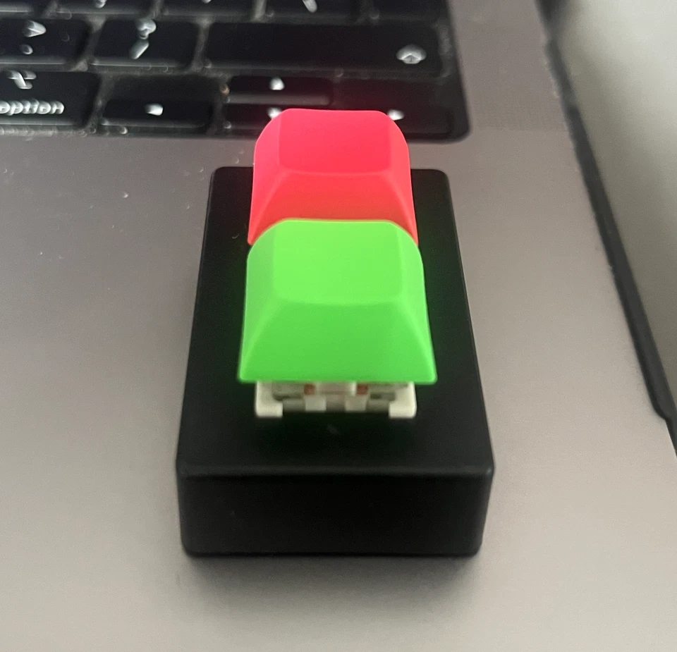 QLAB GO Panic USB Controller. Plug and Play Discrete Theatre Controller Playback - Image 3 of 4