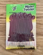 MISTER TWISTER ECONOMY PACK 6” PHENOM WORM LURES RASPBERRY COLOR 25 COUNT
