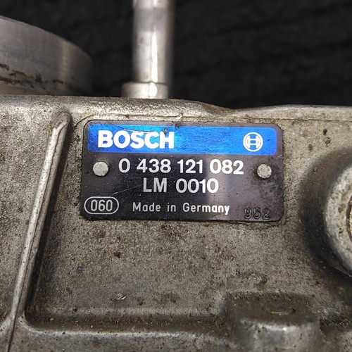 Mercedes Benz M104 R129 W124 Air Flow Mass Meter Sensor - Bosch 0438121082 - Picture 4 of 9