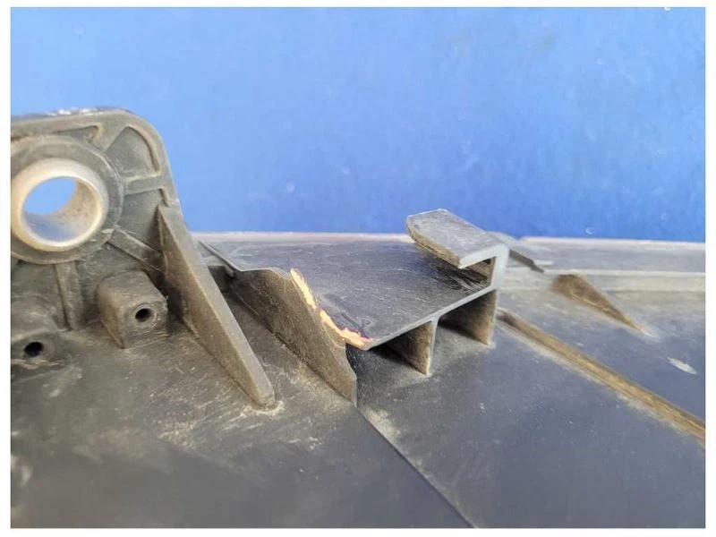 Lámpara de faros delanteros para conductor Pontiac G8 2008-2009 sedán 6,0 L V8 *pestañas de freno* 2529 Foto 4 de 4